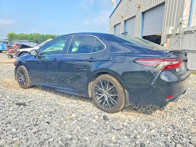 2022 TOYOTA CAMRY SE 2