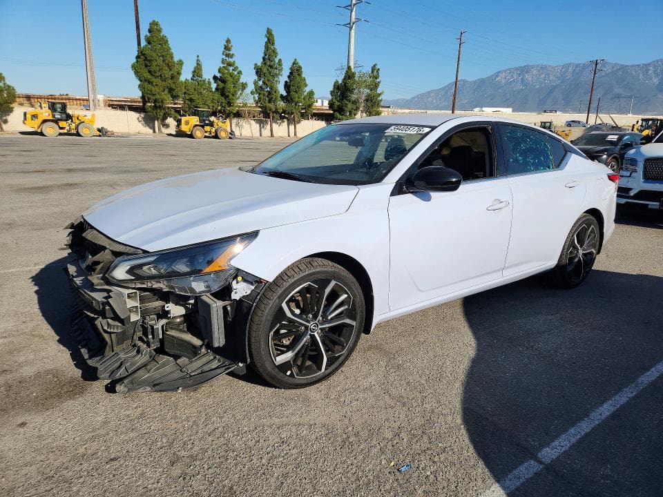 2023 NISSAN ALTIMA SR - 1