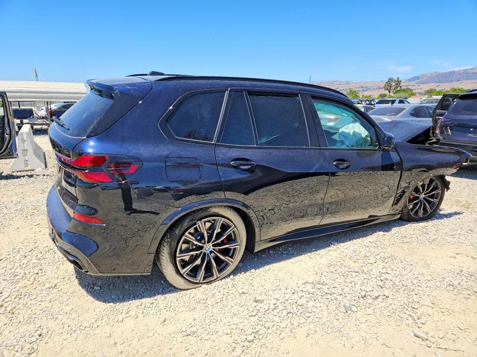 2026 BMW X5 XDRIVE50E 3