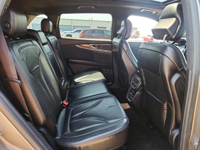 2017 LINCOLN MKX RESERVE 11