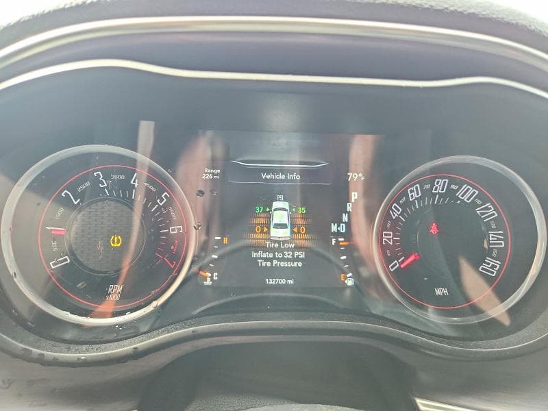2017 DODGE CHALLENGER SXT 9