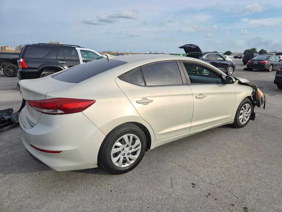2017 HYUNDAI ELANTRA SE 3