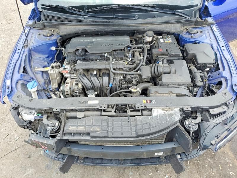 2024 HYUNDAI ELANTRA SE 11