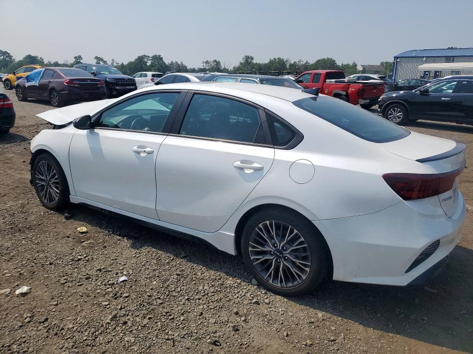 2023 KIA FORTE GT LINE 2