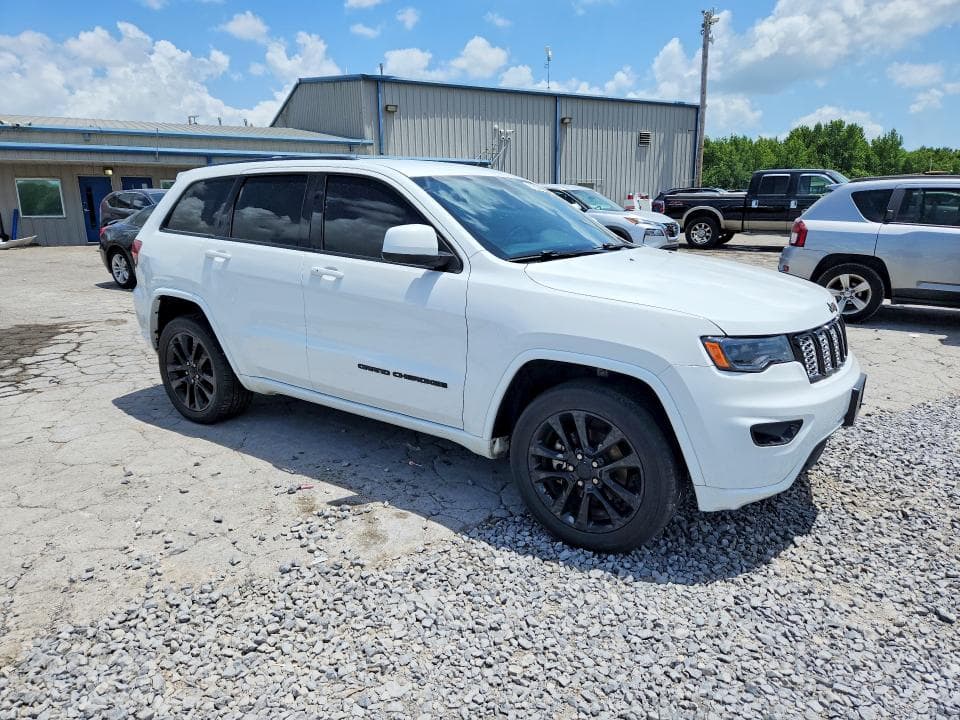 2017 JEEP GRAND CHEROKEE LAREDO 4