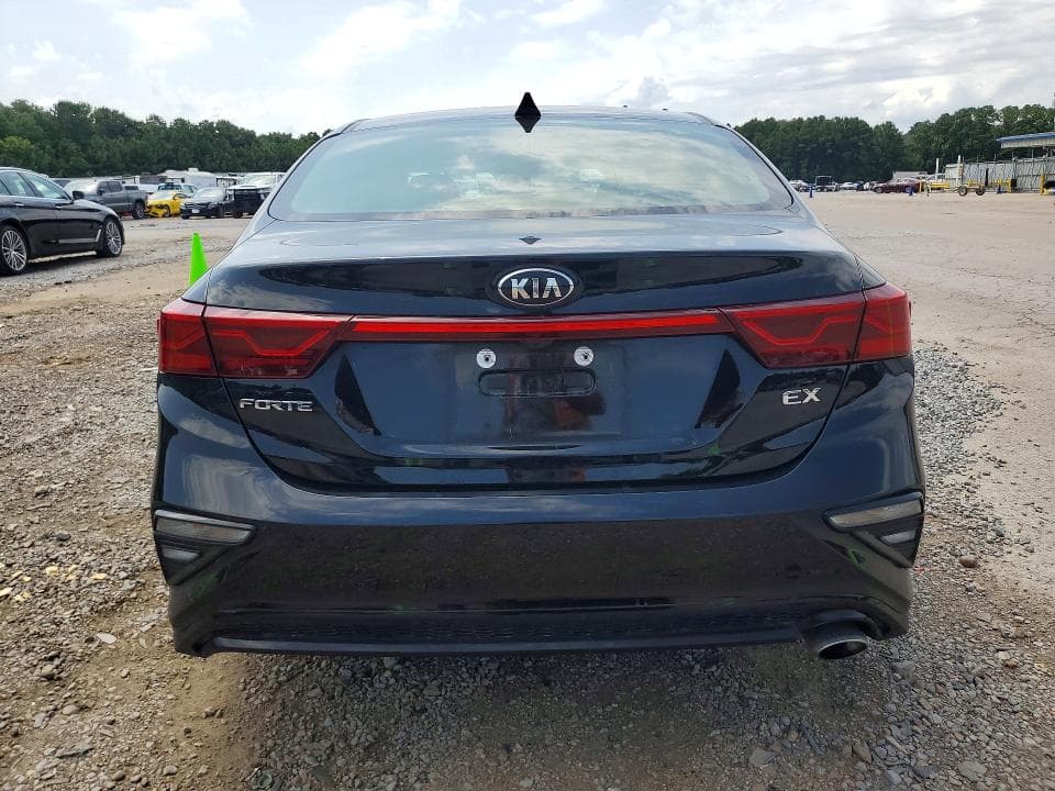 2021 KIA FORTE EX 6