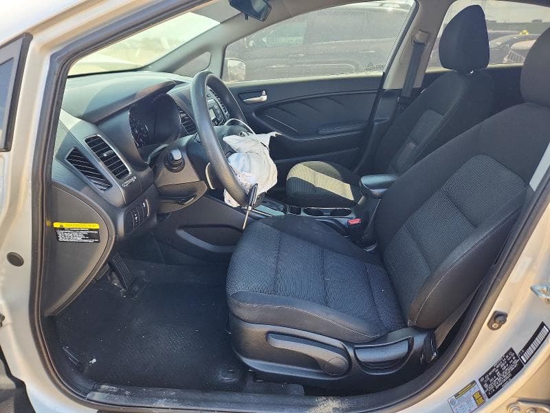 2017 KIA FORTE LX 7