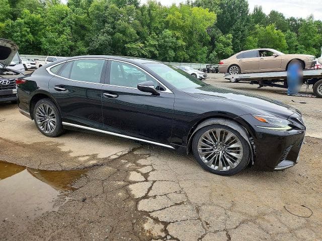 2018 LEXUS LS 500 4