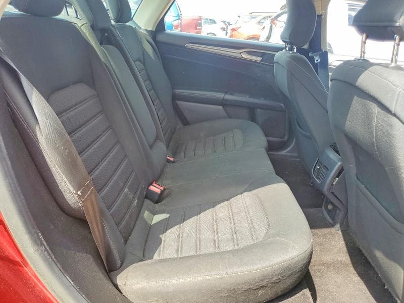 2019 FORD FUSION SE 10
