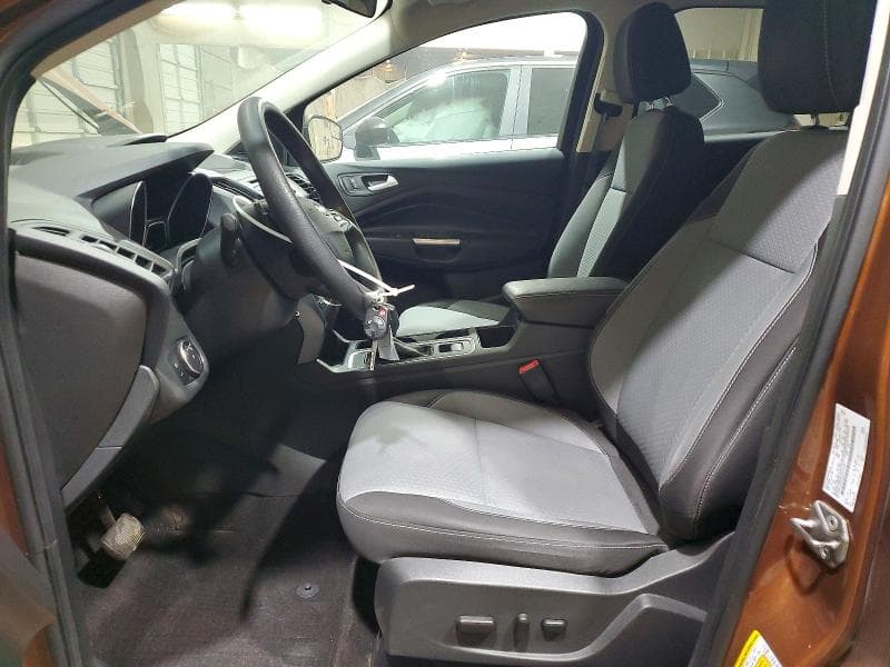 2017 FORD ESCAPE SE 7