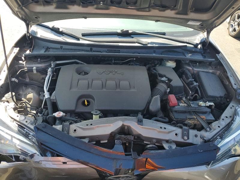 2017 TOYOTA COROLLA LE 11