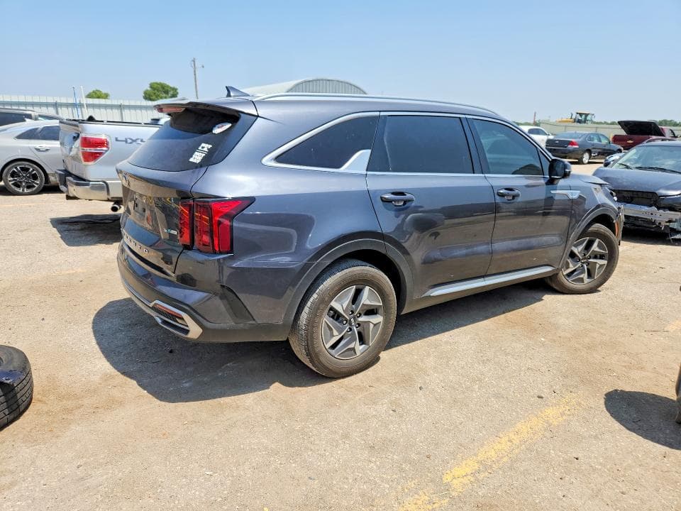 2021 KIA SORENTO S 3