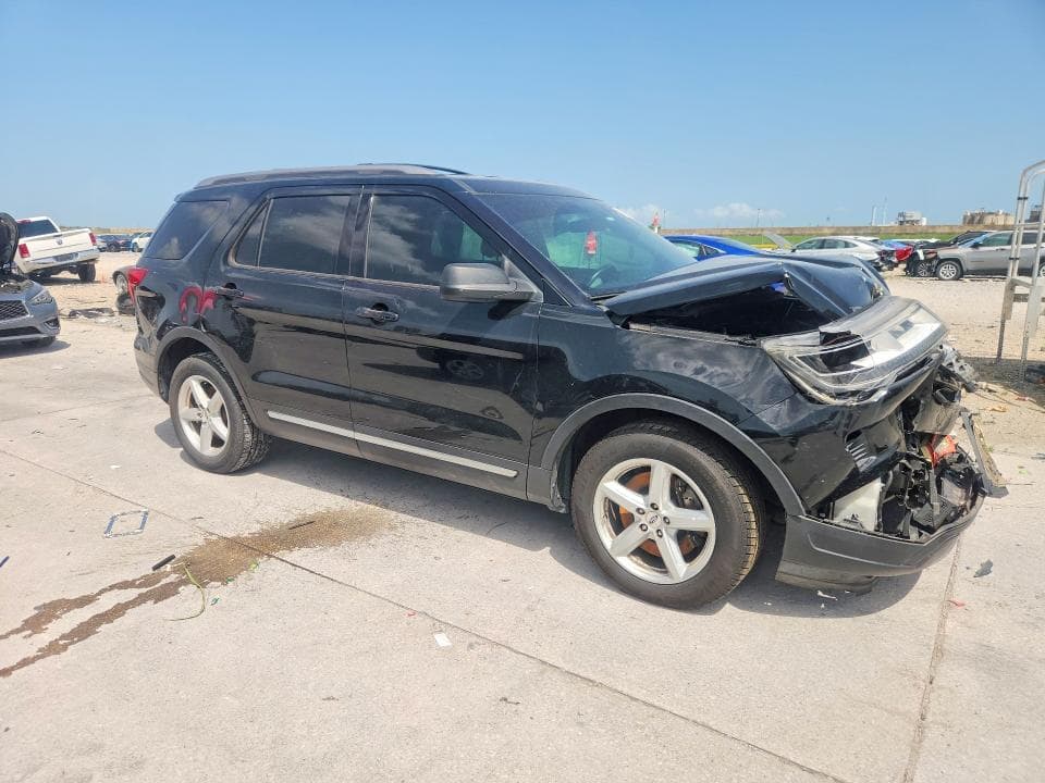 2018 FORD EXPLORER XLT 4
