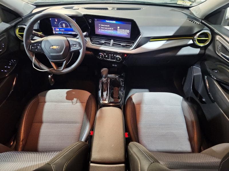 2025 CHEVROLET TRAX 1LT 8