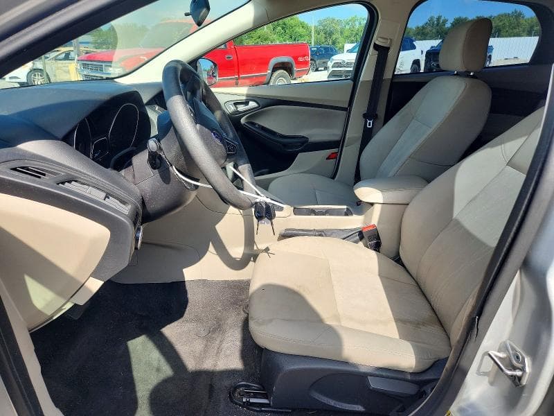2017 FORD FOCUS SE 7