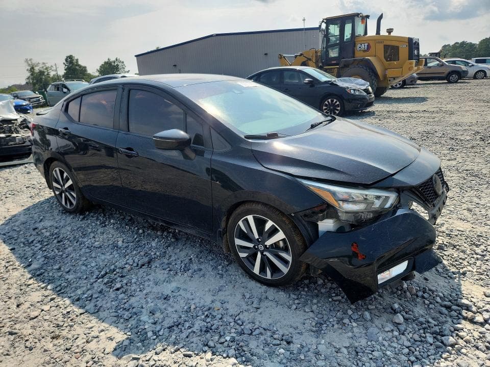 2020 NISSAN VERSA SR 4