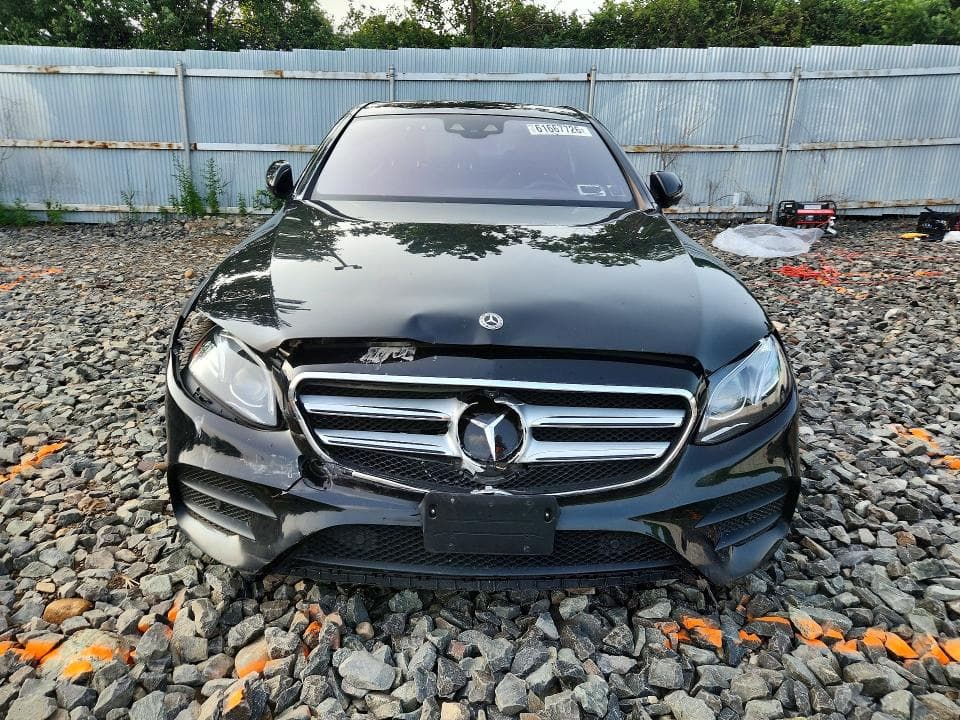 2018 MERCEDES-BENZ E 300 4MATIC 5