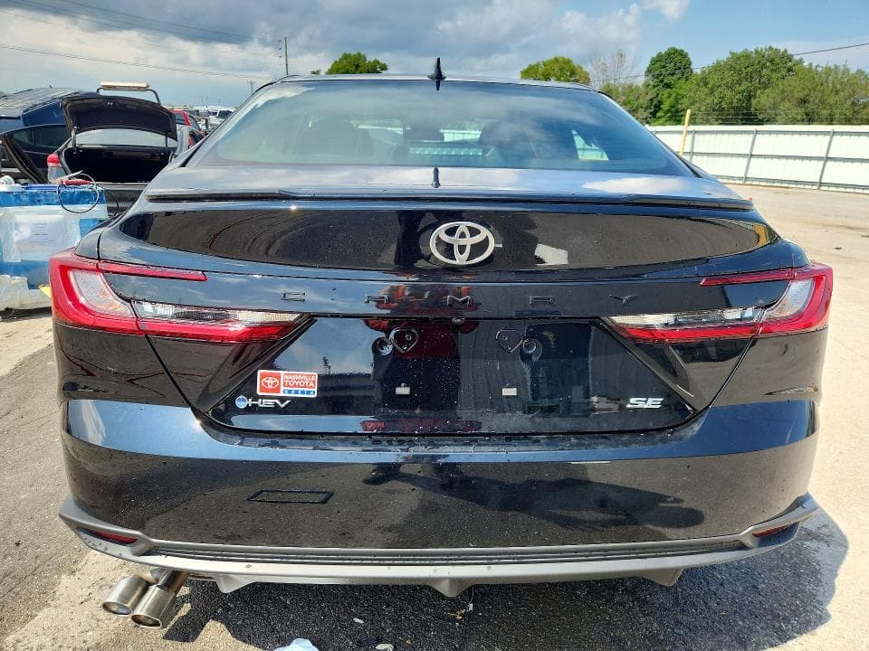 2026 TOYOTA CAMRY SE 6