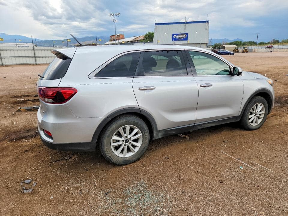 2020 KIA SORENTO LX 3