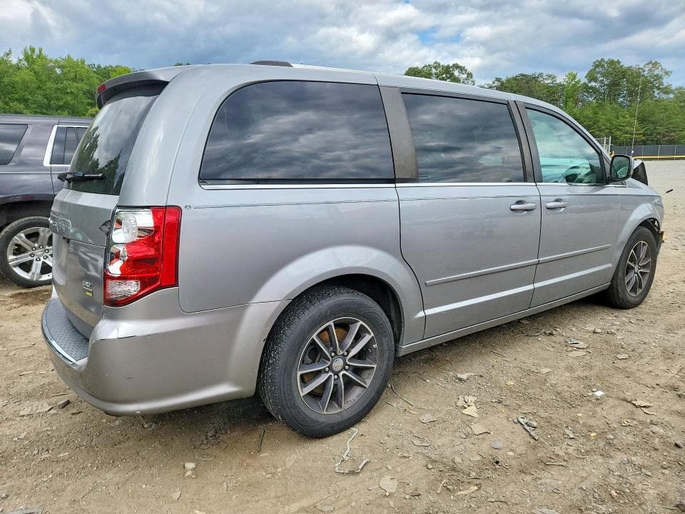 2017 DODGE GRAND CARAVAN SXT 3