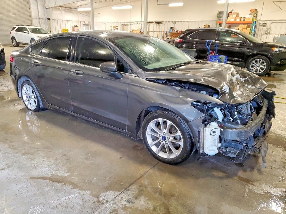 2020 FORD FUSION SE 4