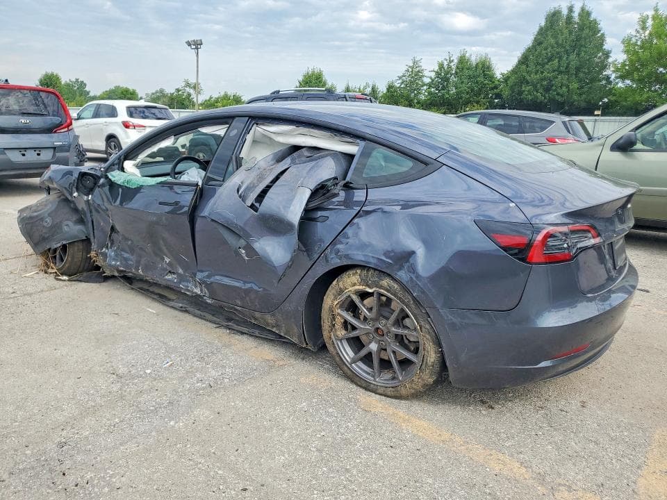 2023 TESLA MODEL 3 2