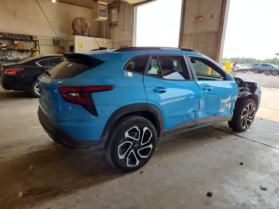 2025 CHEVROLET TRAX 3