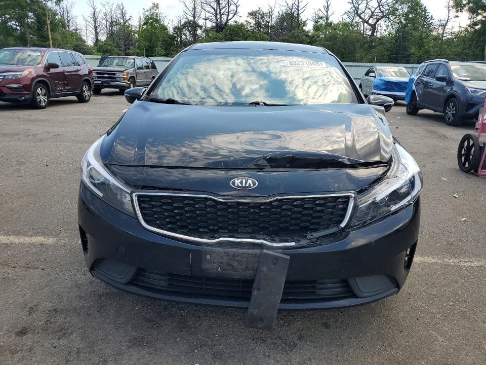 2017 KIA FORTE5 LX 5