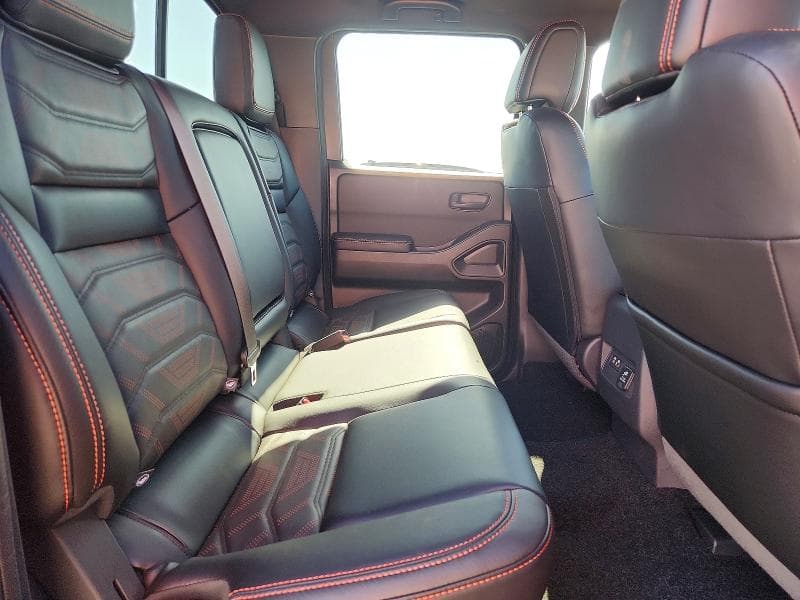 2026 NISSAN FRONTIER PRO-4X 10