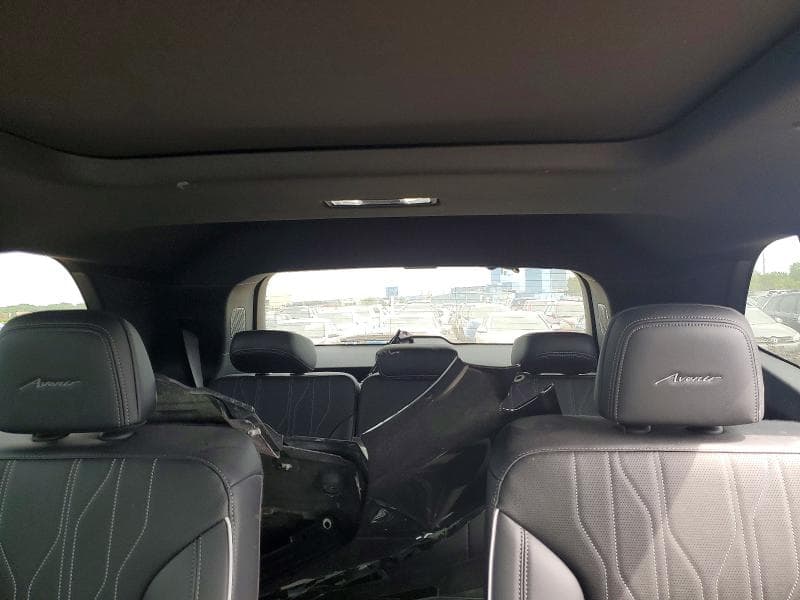 2026 BUICK ENCLAVE AVENIR 10