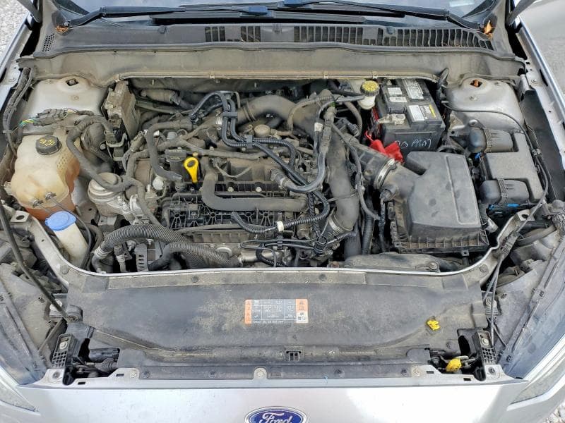2020 FORD FUSION SE 11