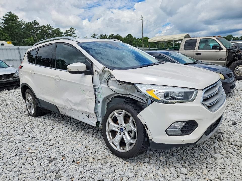2018 FORD ESCAPE TITANIUM 4