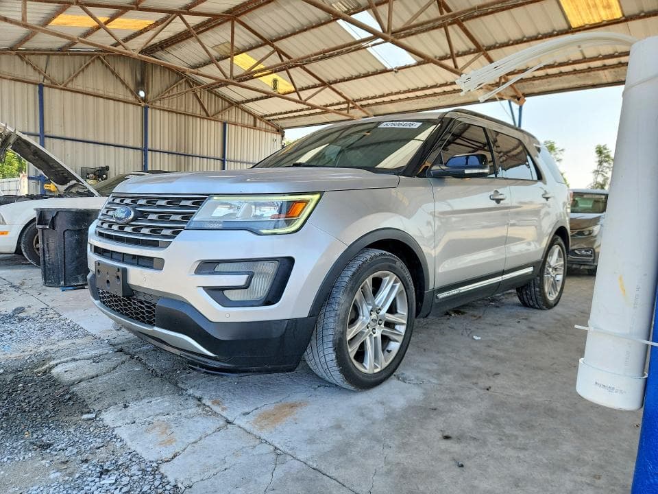 2017 FORD EXPLORER XLT - 1