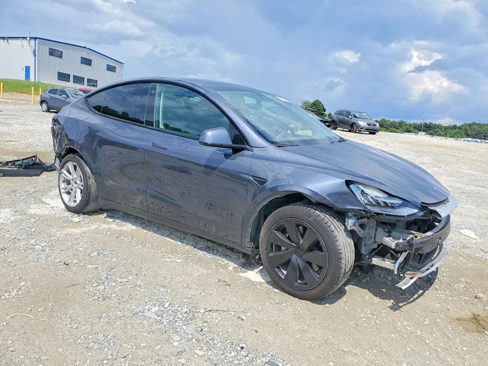 2022 TESLA MODEL Y 4