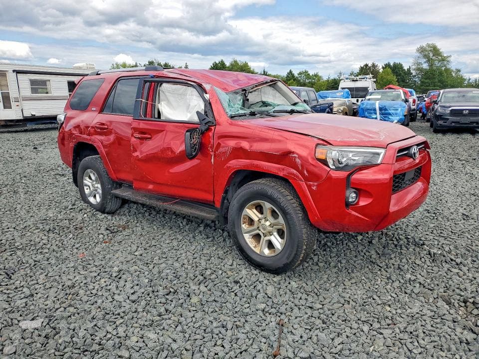2021 TOYOTA 4RUNNER SR5 4