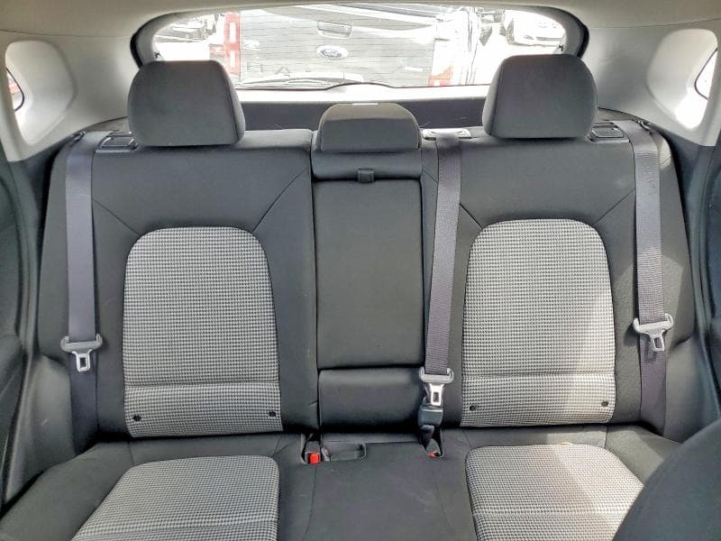2020 HYUNDAI KONA SE 10