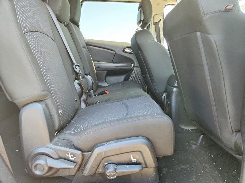 2020 DODGE JOURNEY SE 11