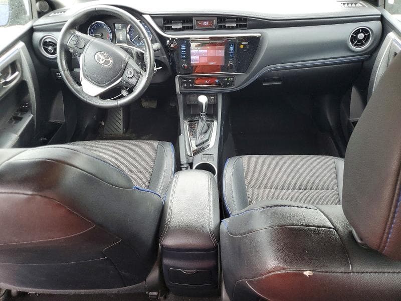 2017 TOYOTA COROLLA SE 8