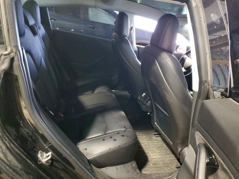 2018 TESLA MODEL 3 10