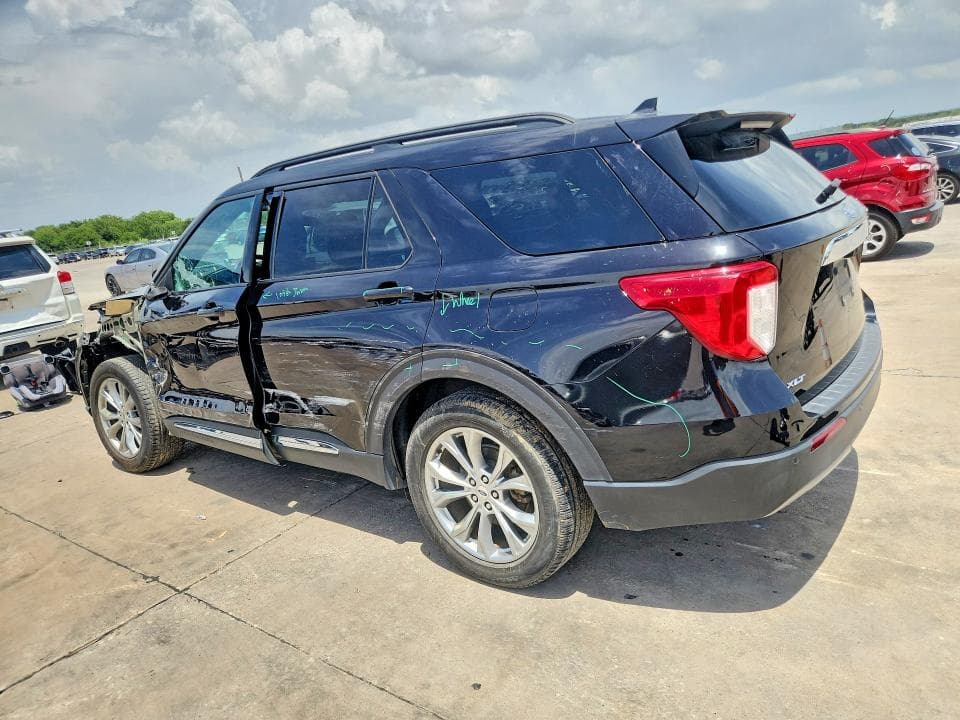 2020 FORD EXPLORER XLT 2