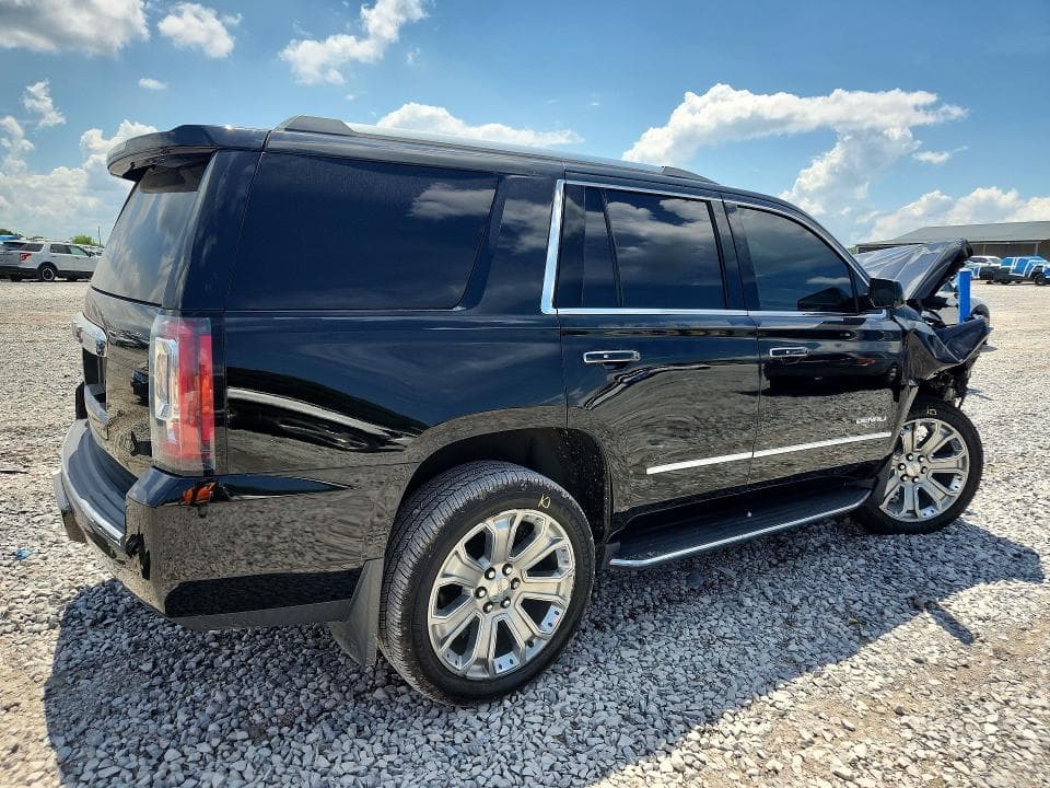 2018 GMC YUKON DENALI 3