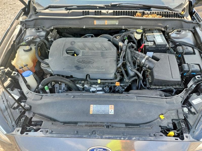 2017 FORD FUSION SE 11