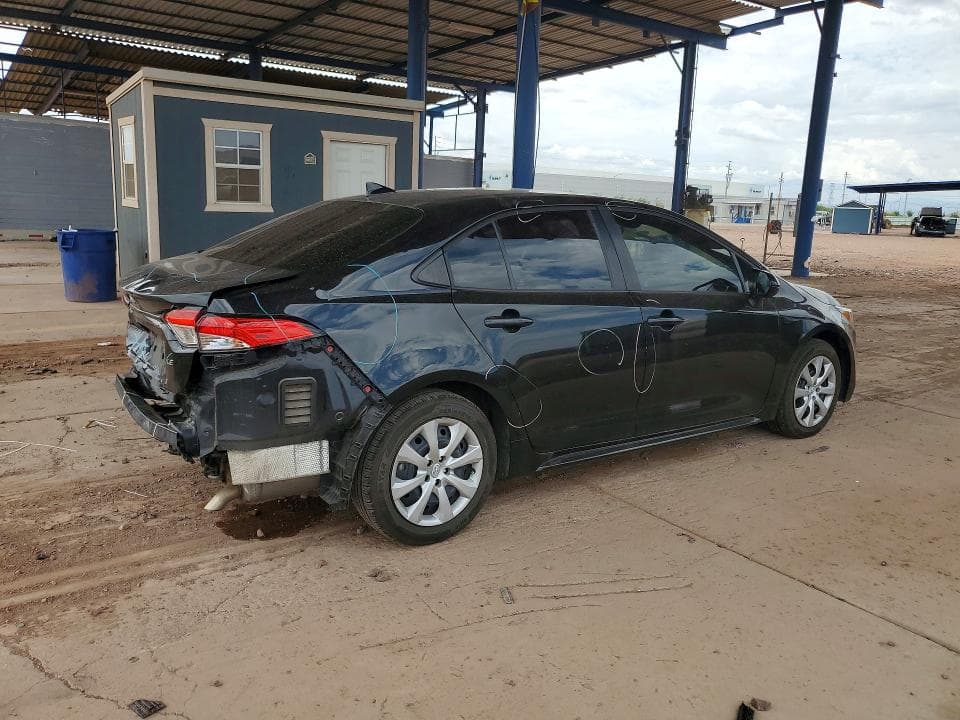 2022 TOYOTA COROLLA LE 3