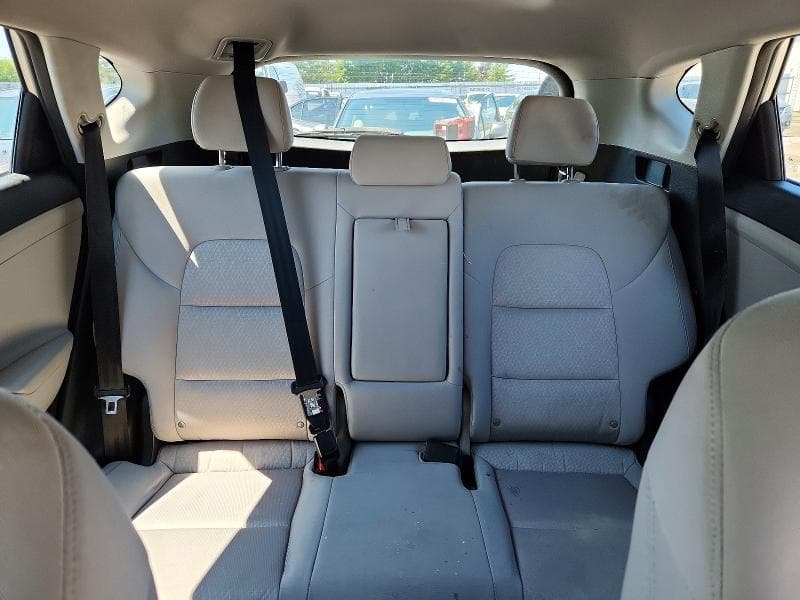2017 HYUNDAI TUCSON SE 10