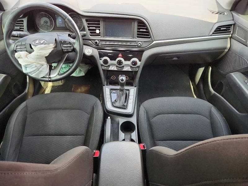 2020 HYUNDAI ELANTRA SEL 8