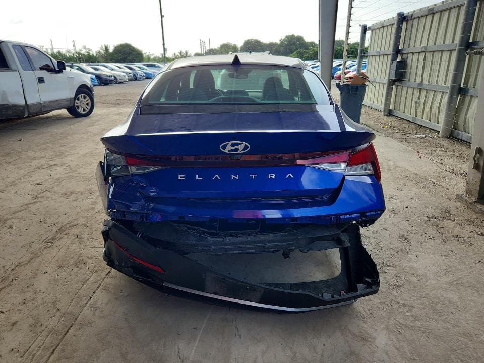 2024 HYUNDAI ELANTRA SEL 6