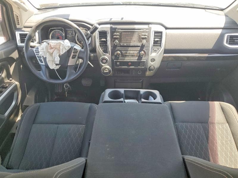 2018 NISSAN TITAN S 8
