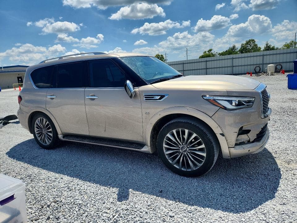 2019 INFINITI QX80 LUXE 4