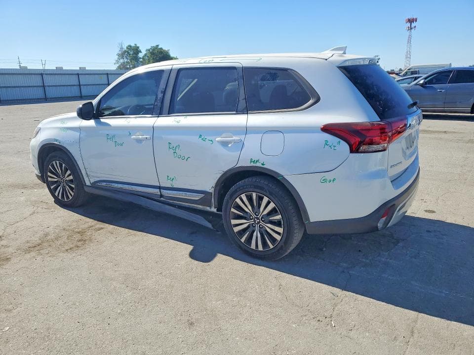 2020 MITSUBISHI OUTLANDER ES 2
