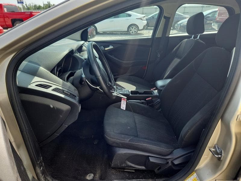 2017 FORD FOCUS SE 7